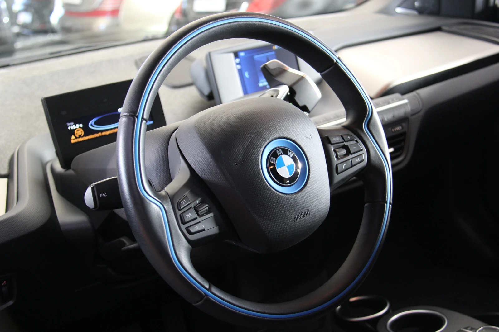 BMW i3 S/Sport/Navi/BMW LED/ - изображение 9