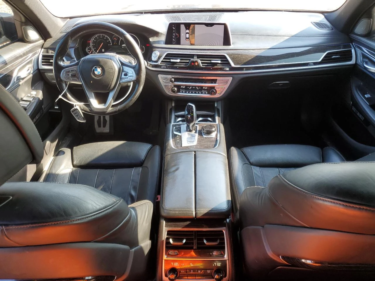 BMW 750 M* SPORT* ДИГИТАЛНО* ТАБЛО* ПОДГРЕВ* КАМЕРА* КЕЙЛЕ - изображение 7