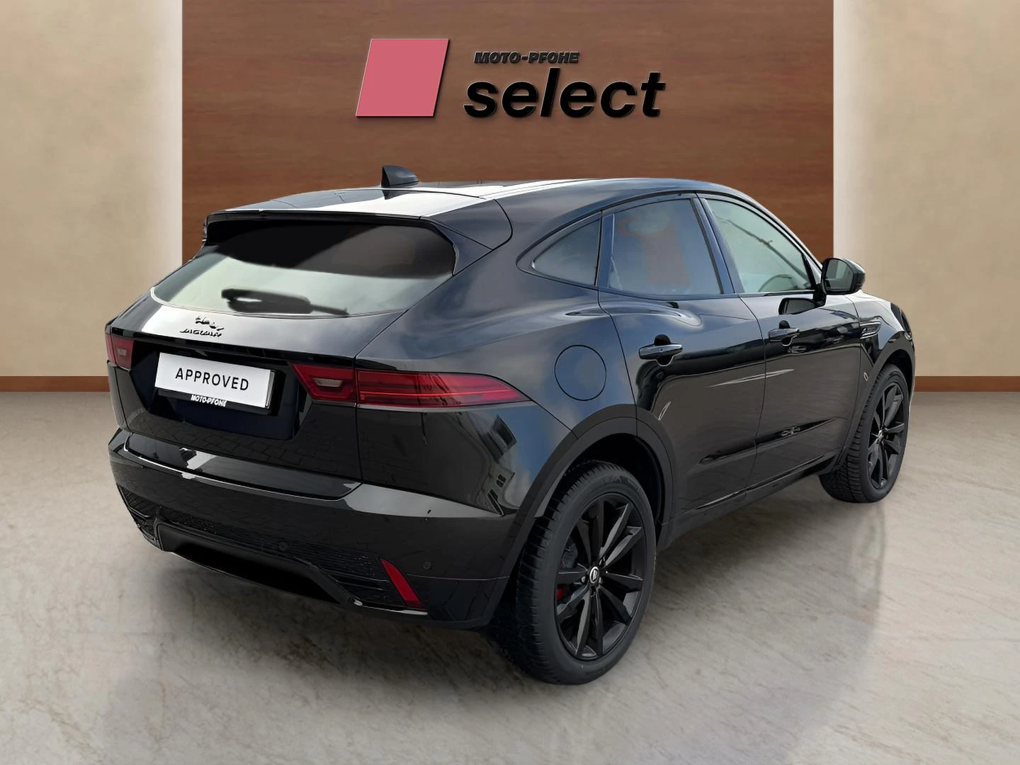 Jaguar E-pace 2.0 - изображение 5