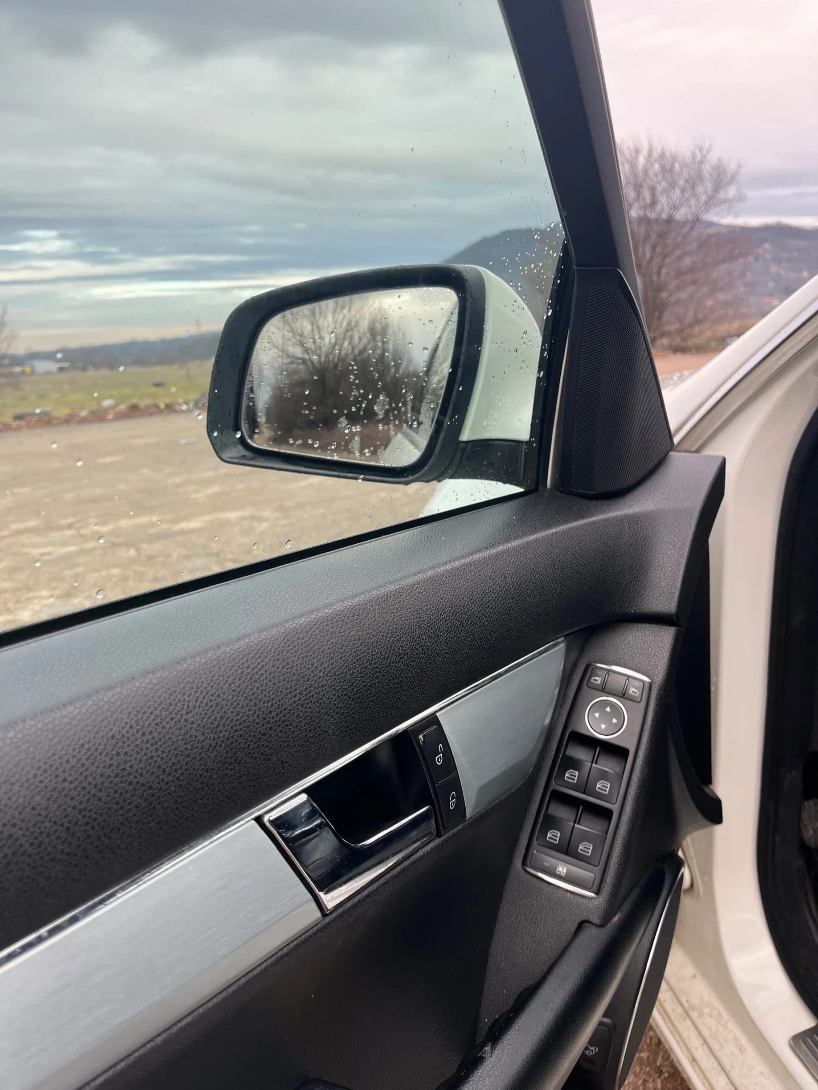 Mercedes-Benz C 320 | Mobile.bg � ����������� 11