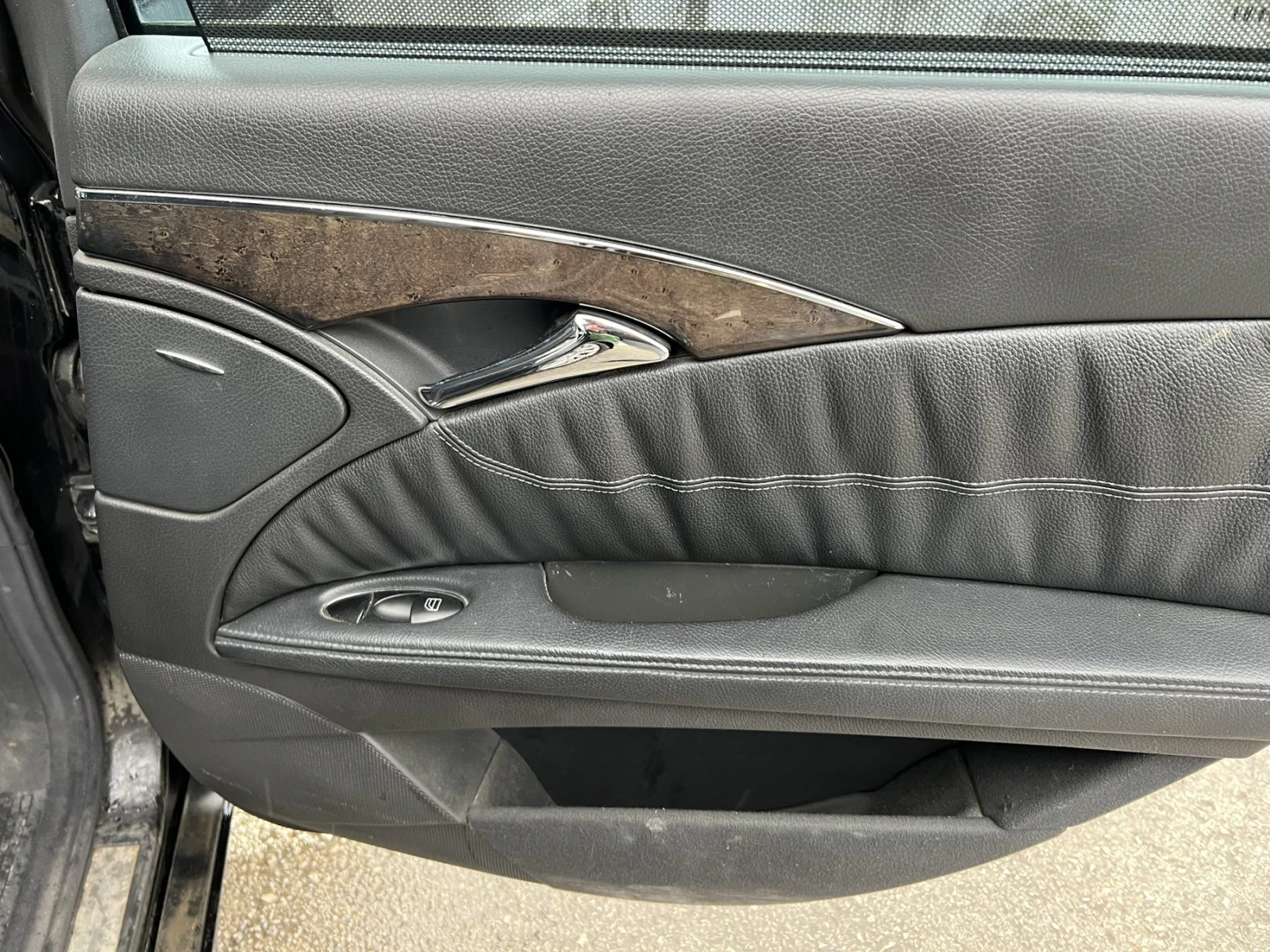 Mercedes-Benz E 320, снимка 11 - Автомобили и джипове - 53540125