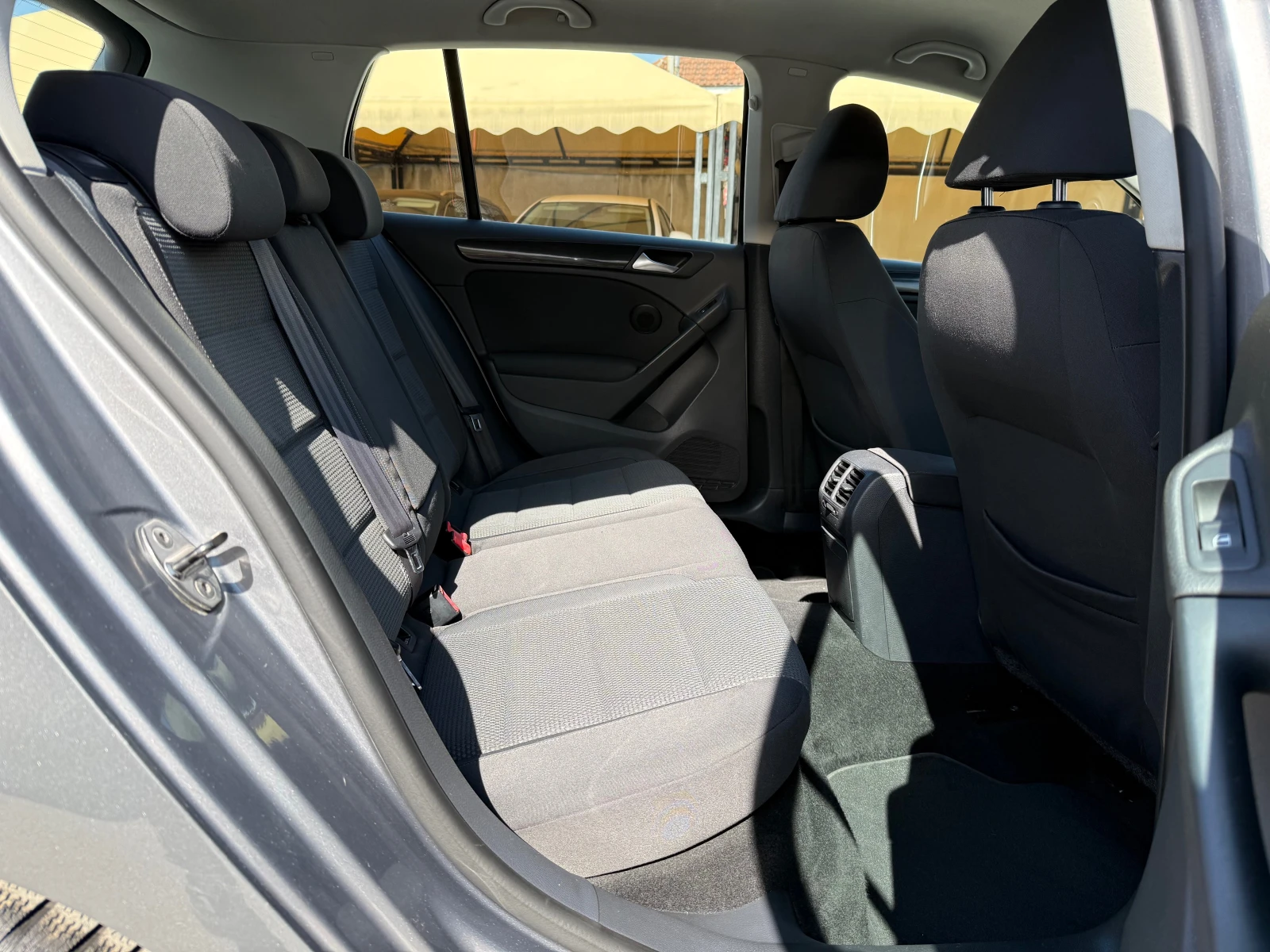 VW Golf 1.6TDi !! 100%������ ��������� - ��������� !! | Mobile.bg � ����������� 15