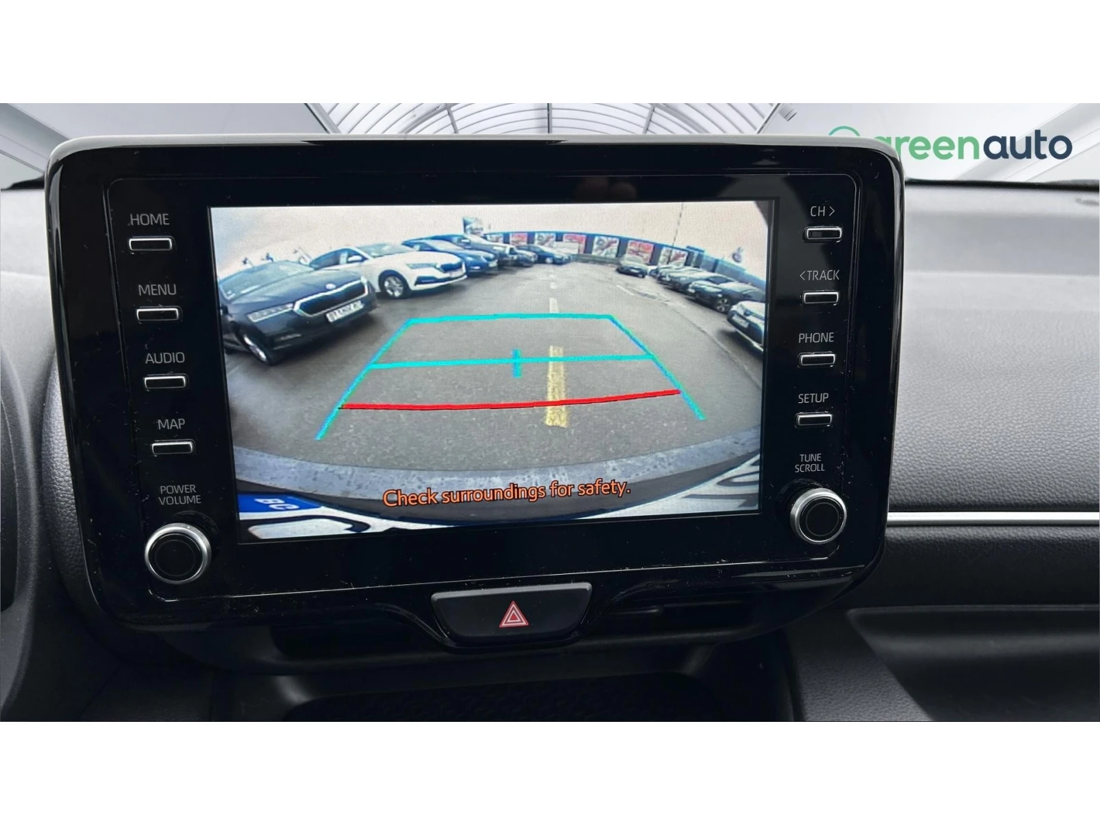 Toyota Yaris 1.5i M/T, Месечна вноска от 176  , снимка 16 - Автомобили и джипове - 53993846