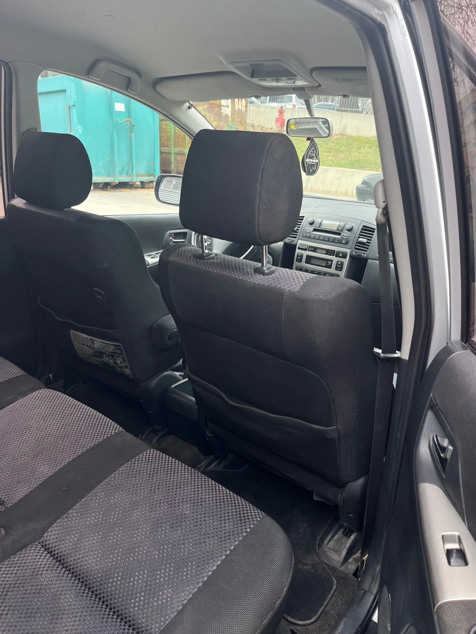 Toyota Corolla verso 1600, снимка 14 - Автомобили и джипове - 54016181