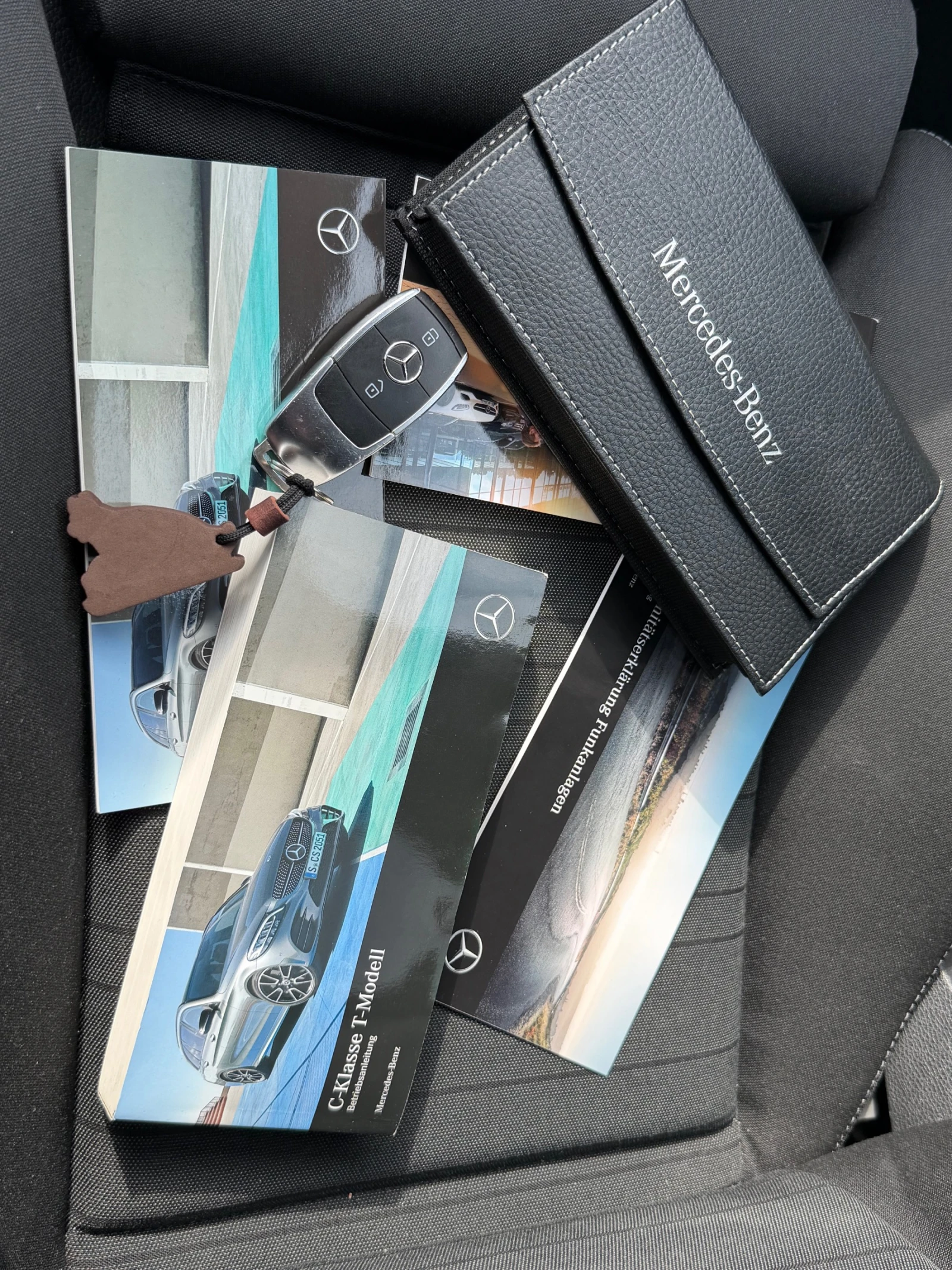 Mercedes-Benz C 220 КАТО НОВА 128, 000Км подържана мерцедес, снимка 15 - Автомобили и джипове - 54158271