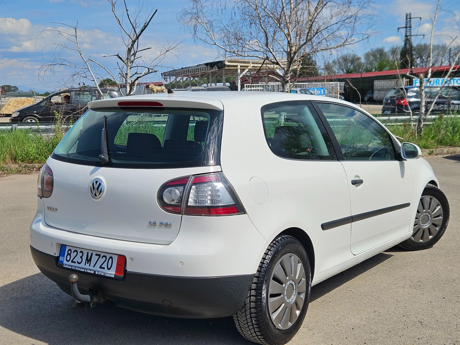 VW Golf 1.6 бензин, снимка 5 - Автомобили и джипове - 54343296