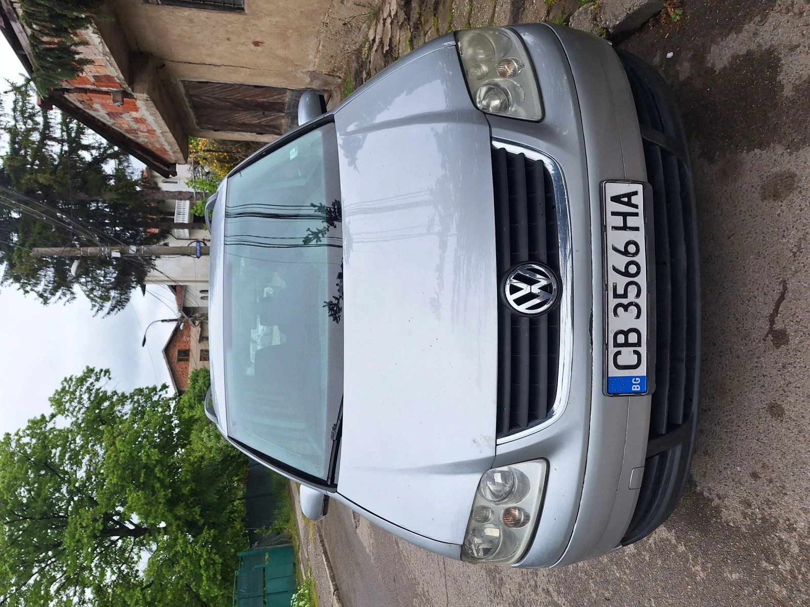 VW Touran 1.9 105кс 6 ск, снимка 2 - Автомобили и джипове - 54733029