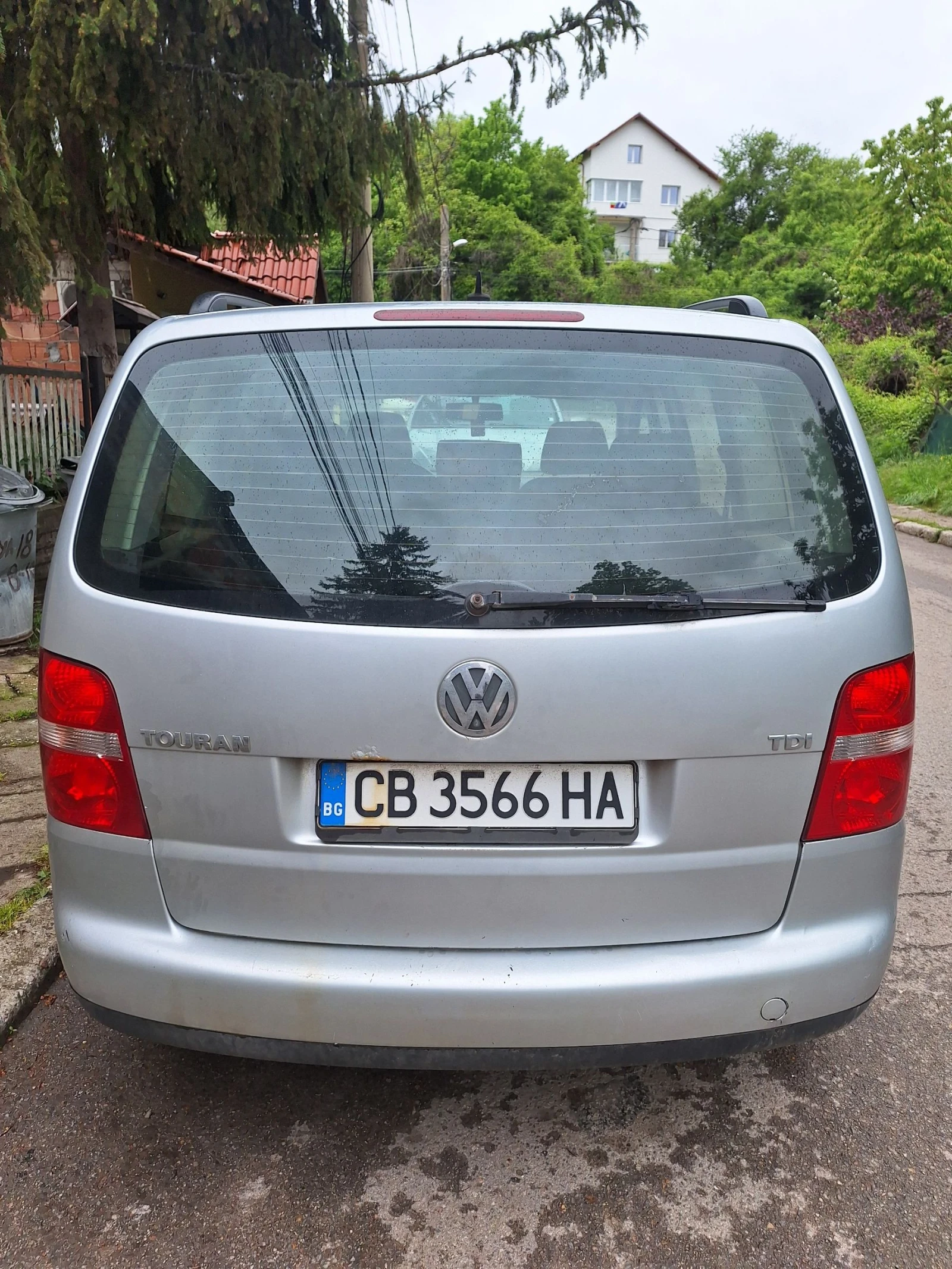 VW Touran 1.9 105кс 6 ск, снимка 3 - Автомобили и джипове - 54733029