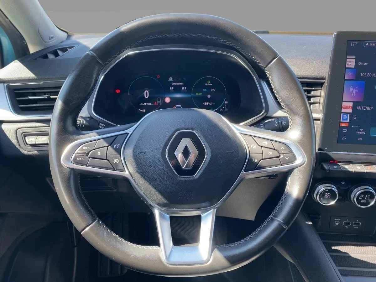 Renault Captur E-TEC PHEV/Intens/LED/360Cam/NAVI/Adaptive Assist/, снимка 8 - Автомобили и джипове - 54593521
