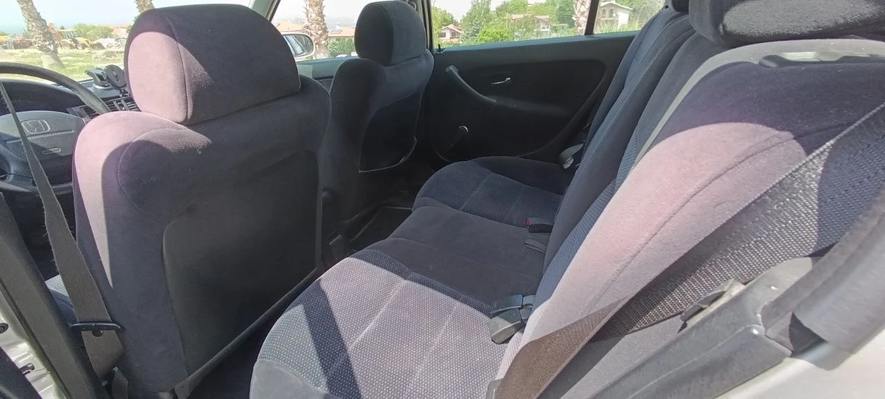 Honda Civic Aerodeck 1.4 90кс, снимка 8 - Автомобили и джипове - 54686393