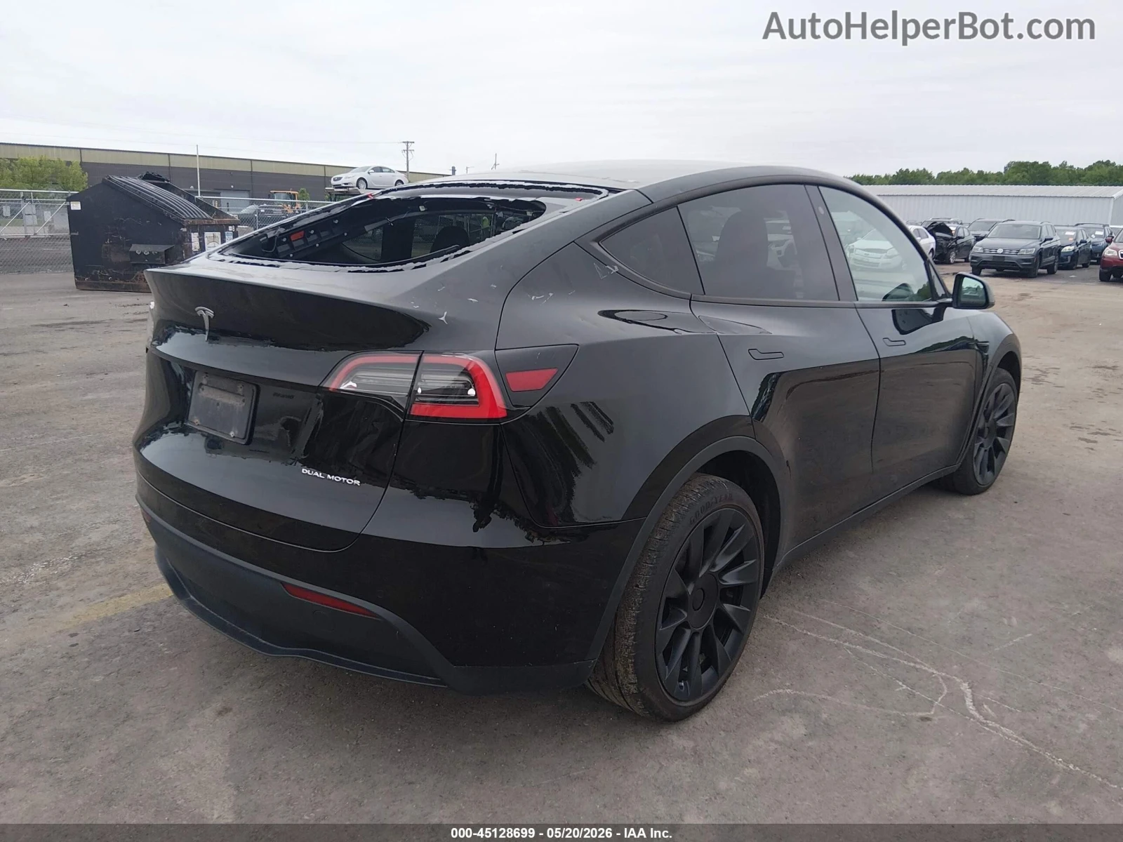 Tesla Model Y Long Range Dual Motor All-wheel Drive, снимка 4 - Автомобили и джипове - 54702853