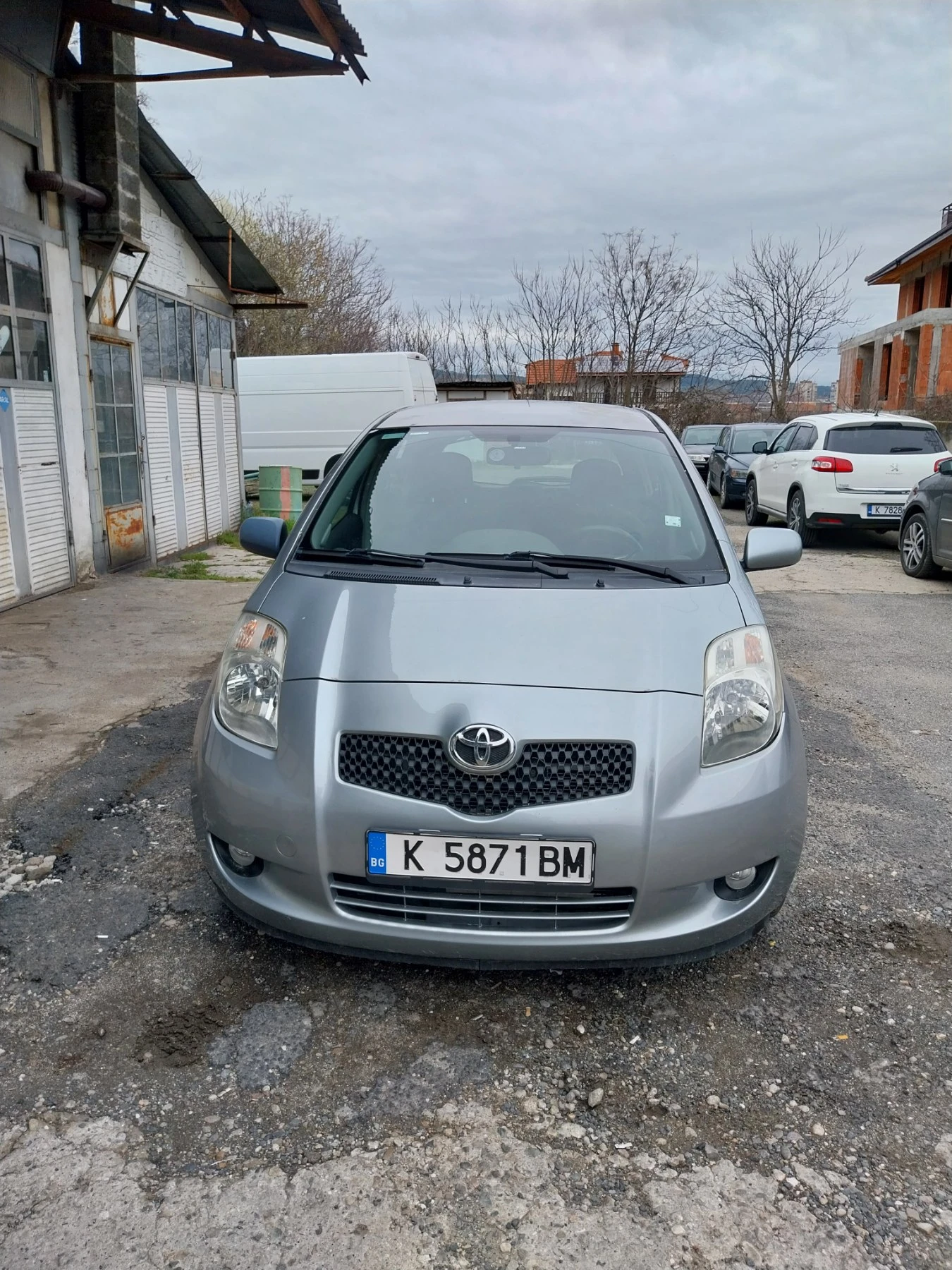 Toyota Yaris, снимка 4 - Автомобили и джипове - 54895491
