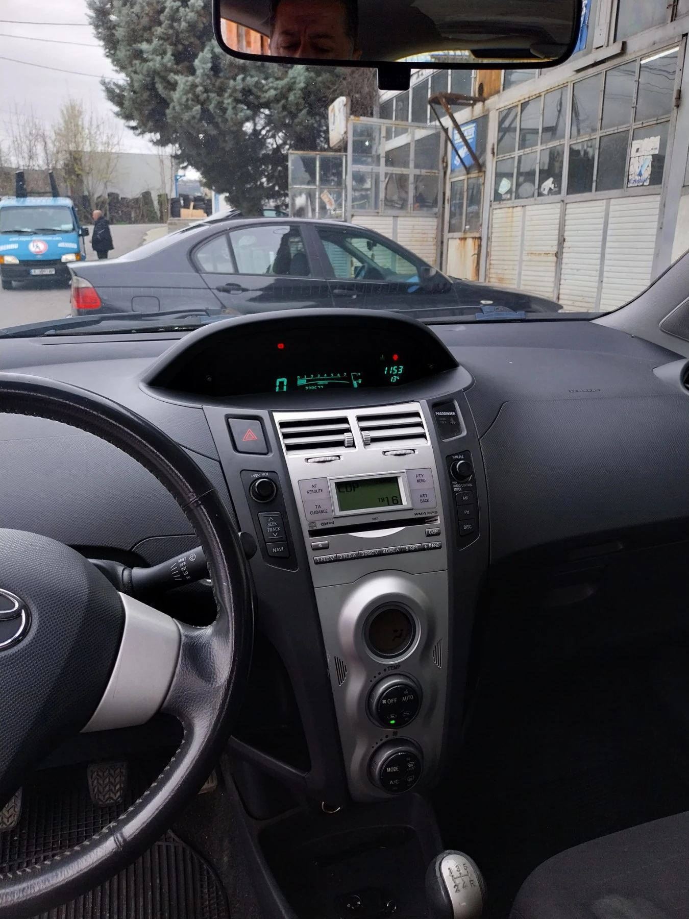 Toyota Yaris, снимка 2 - Автомобили и джипове - 54895491