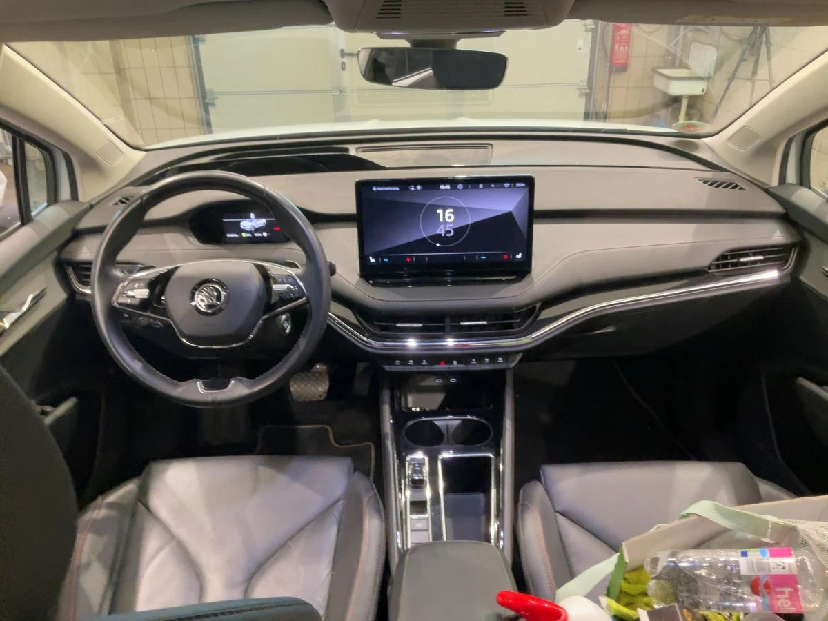 Skoda Enyaq, снимка 7 - Автомобили и джипове - 55546748
