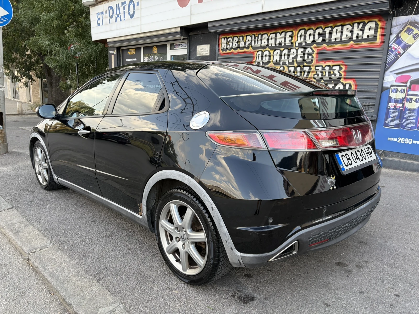 Honda Civic 8gen, снимка 5 - Автомобили и джипове - 55904224