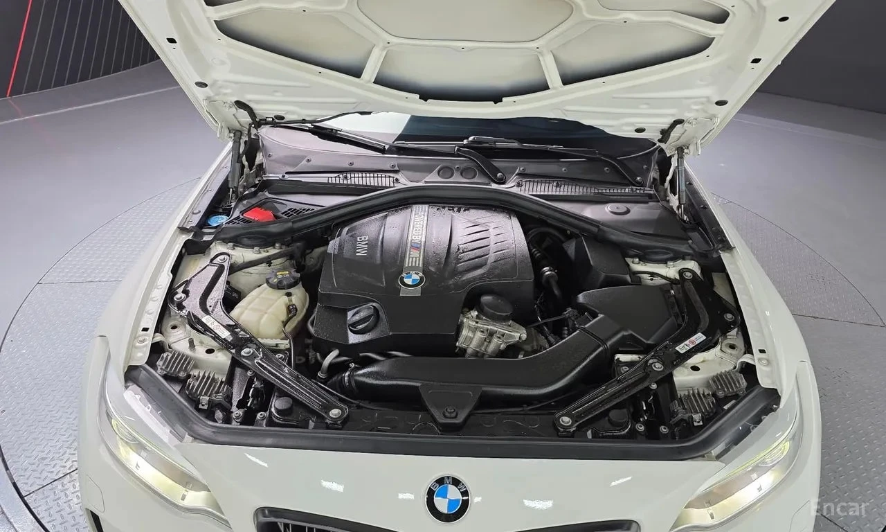 BMW M2 * M Performance Steering Wheel Edition* АВТОКРЕДИТ, снимка 6 - Автомобили и джипове - 56118183