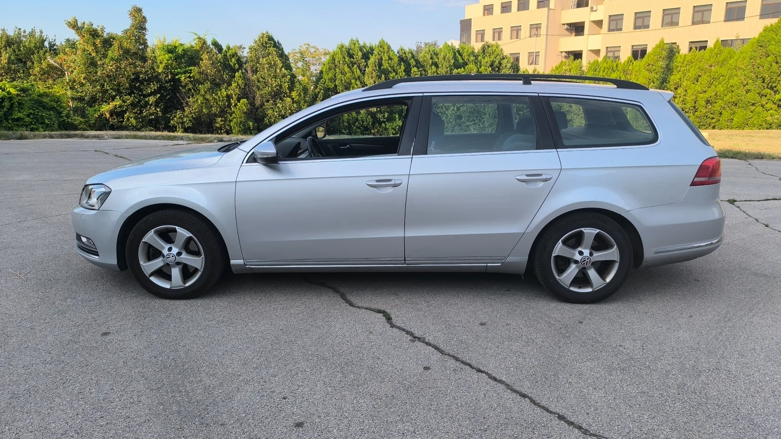 VW Passat 2.0 tdi , снимка 2 - Автомобили и джипове - 56225675