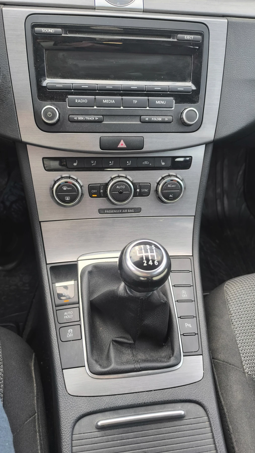 VW Passat 2.0 tdi , снимка 8 - Автомобили и джипове - 56225675