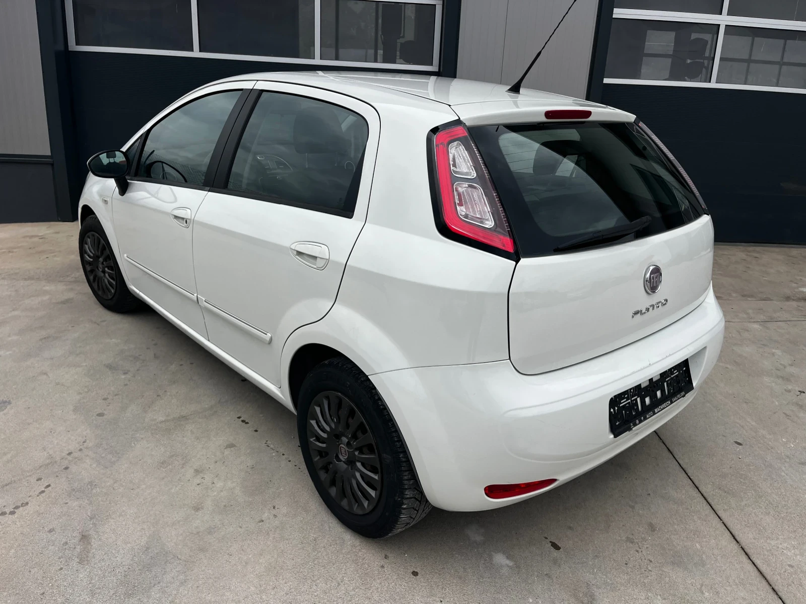 Fiat Punto 129500 km, снимка 4 - Автомобили и джипове - 56233281