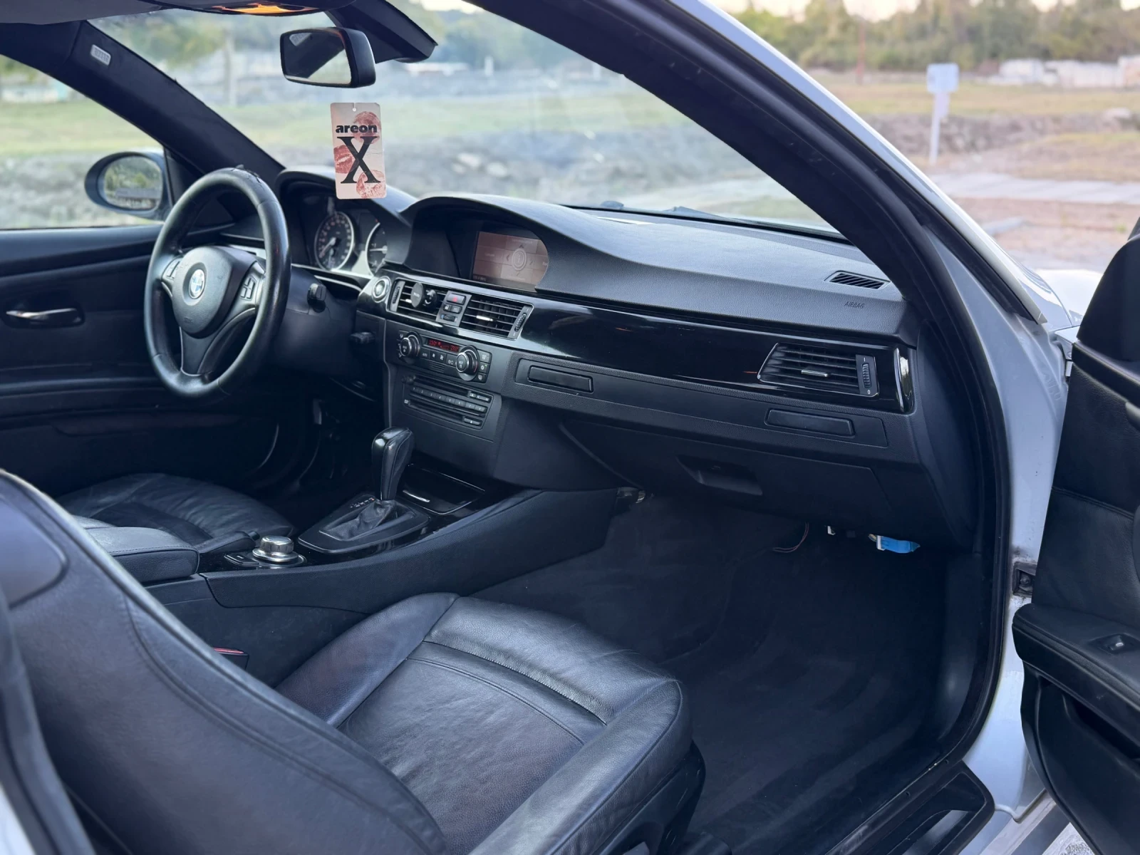 BMW 320 Keyless, снимка 13 - Автомобили и джипове - 56349776