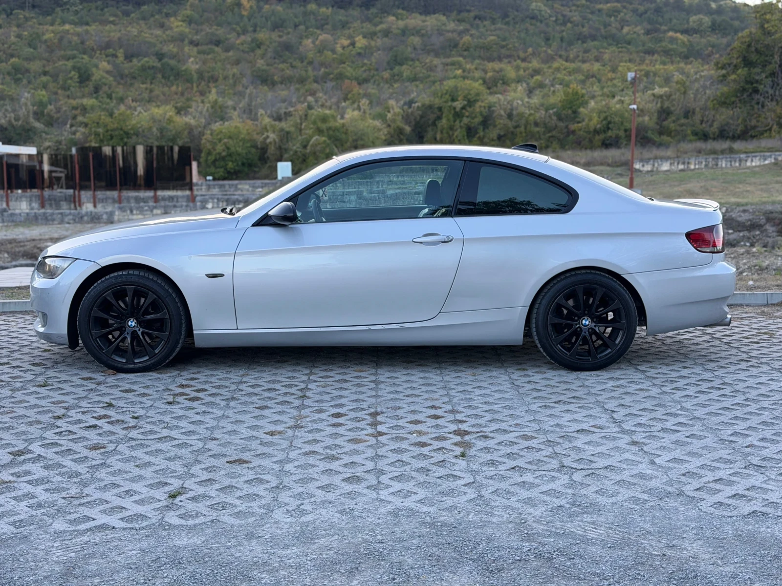 BMW 320 Keyless, снимка 4 - Автомобили и джипове - 56349776
