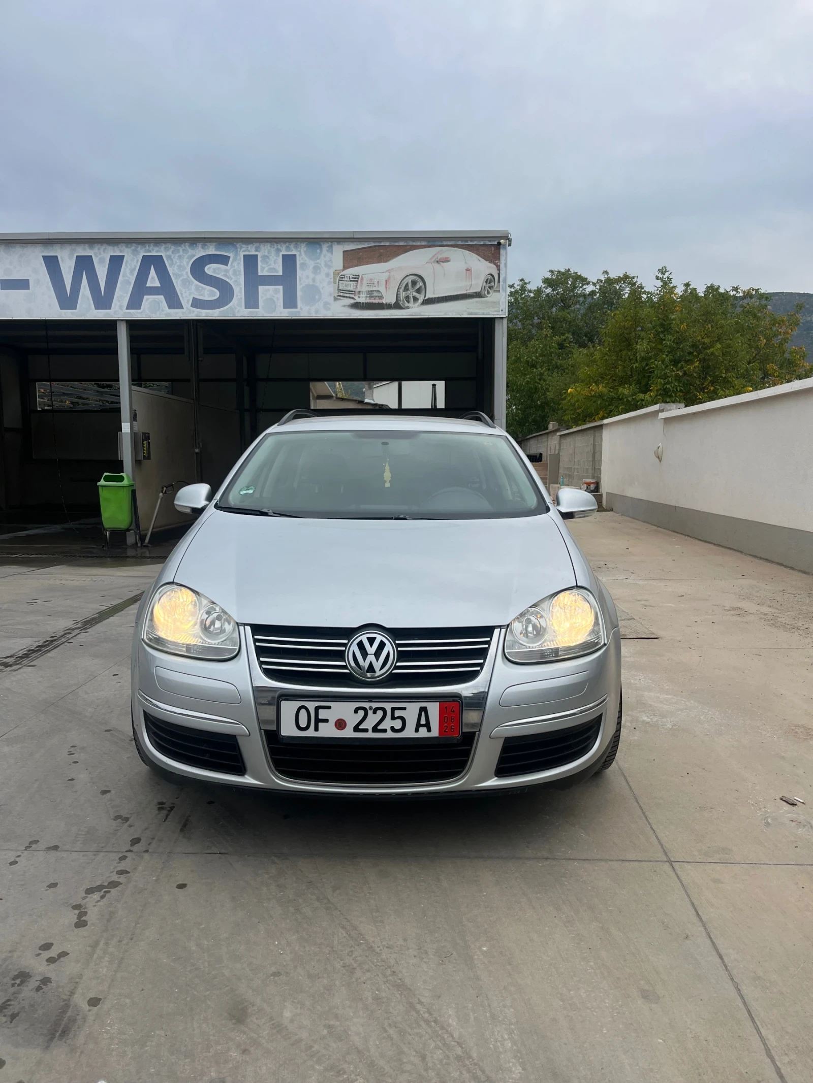 VW Golf 1.9TDI перфектен 