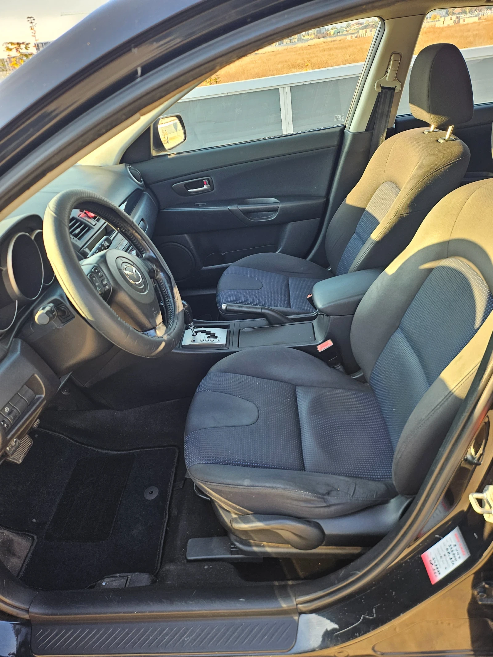 Mazda 3, снимка 8 - Автомобили и джипове - 56599775