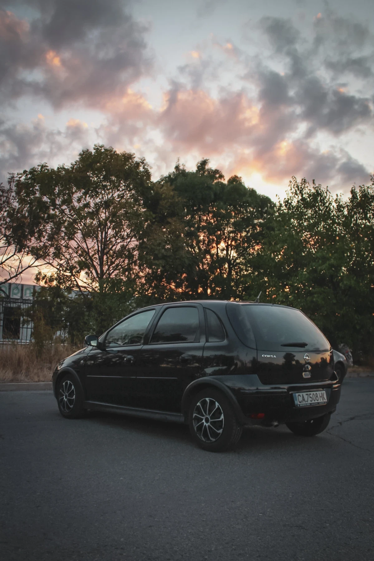 Opel Corsa, снимка 4 - Автомобили и джипове - 56673169