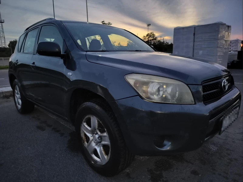 Toyota Rav4, снимка 3 - Автомобили и джипове - 47273601