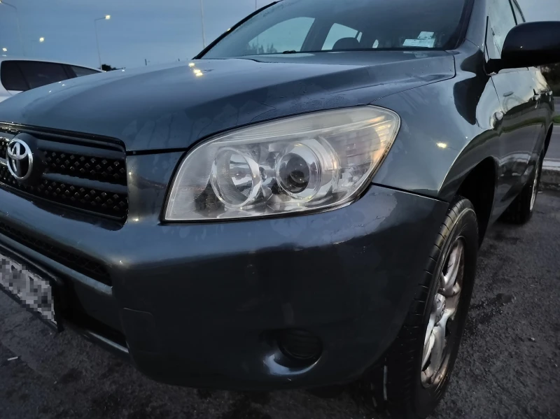 Toyota Rav4, снимка 1 - Автомобили и джипове - 47273601