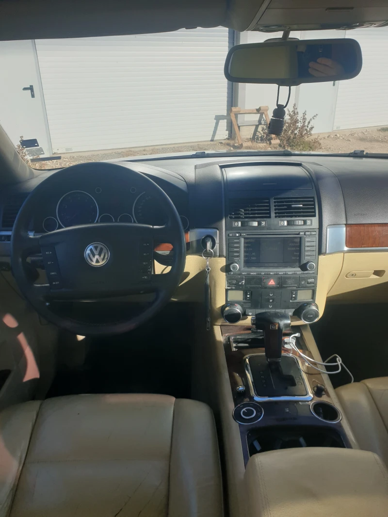 VW Touareg ГАЗ БЕНЗИН, снимка 9 - Автомобили и джипове - 48046675