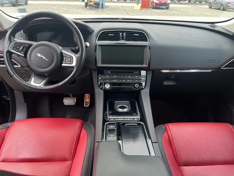 Jaguar F-PACE 2.0TD 4x4, снимка 5 - Автомобили и джипове - 49508892