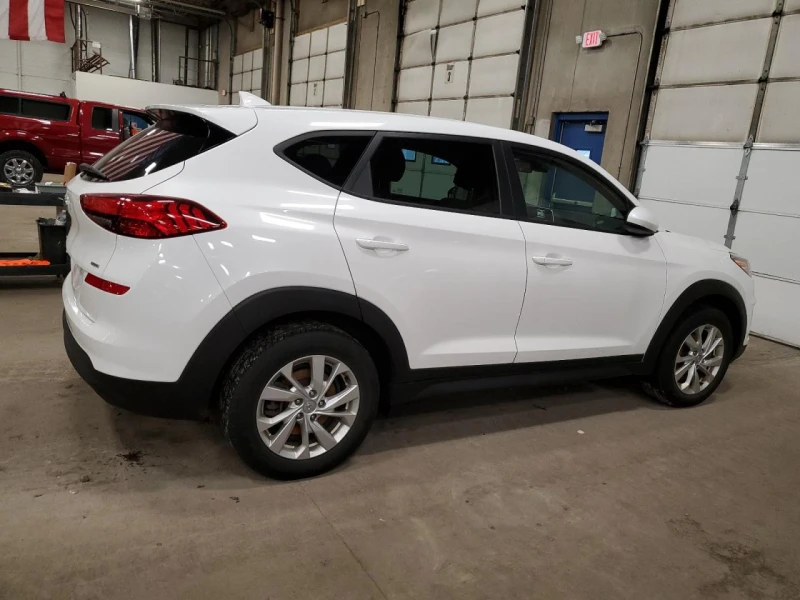 Hyundai Tucson 4X4* ПЪЛНА СЕРВИЗНА ИСТОРИЯ, снимка 4 - Автомобили и джипове - 48550944