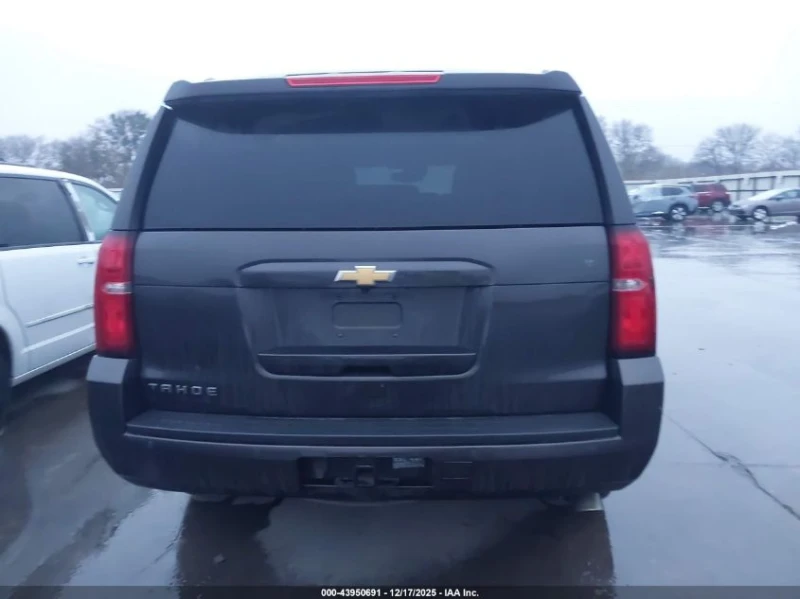Chevrolet Tahoe 5.3L V-8 DI, VVT, 355HP 4X2 Drive, снимка 8 - Автомобили и джипове - 53044425