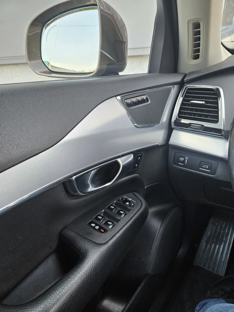 Volvo Xc90 D5, снимка 11 - Автомобили и джипове - 53227639
