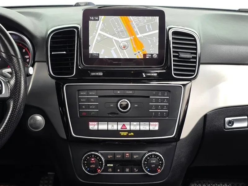 Mercedes-Benz GLE 350 D 4Matic Premium, снимка 14 - Автомобили и джипове - 53827616