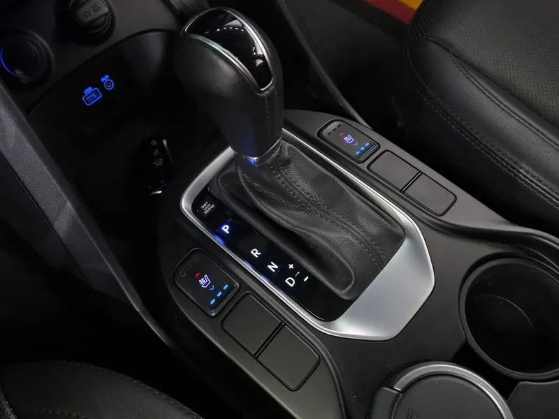Hyundai Santa fe 2.0 CRDi 4WD - САМО 30% АВАНС, снимка 9 - Автомобили и джипове - 56021758