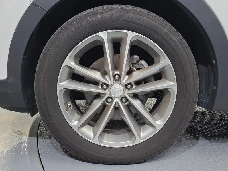 Hyundai Santa fe 2.0 CRDi 4WD - САМО 30% АВАНС, снимка 5 - Автомобили и джипове - 56021758