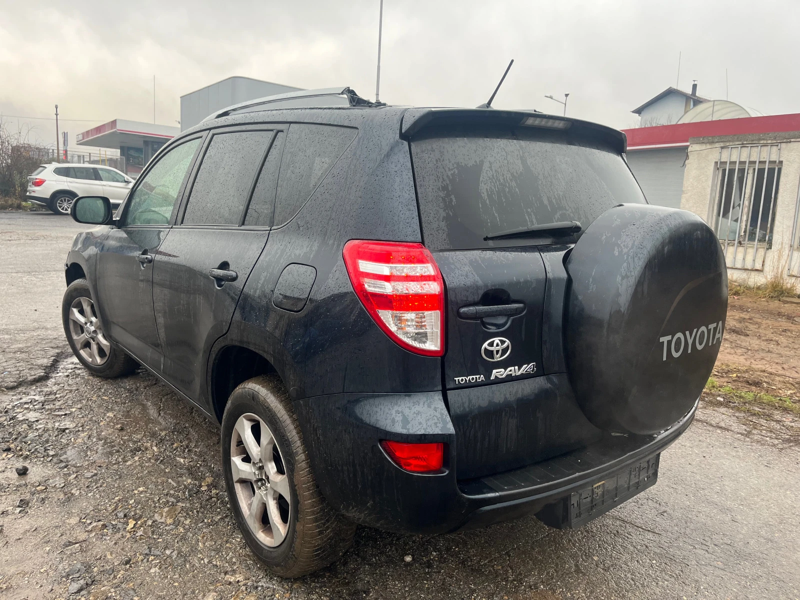 Toyota Rav4 На части, снимка 1