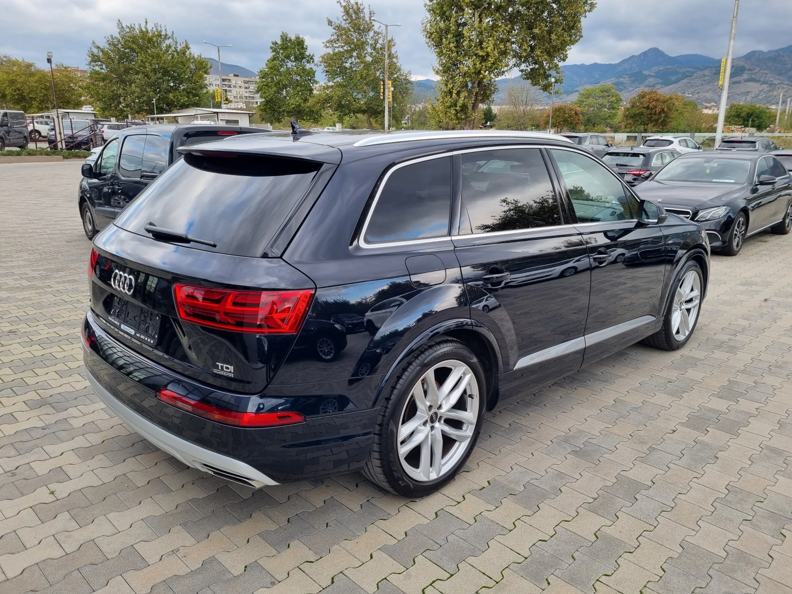 Audi Q7 S-LINE* MATRIX* DISTRONIC* Панорама, Камера, BOSE - изображение 6