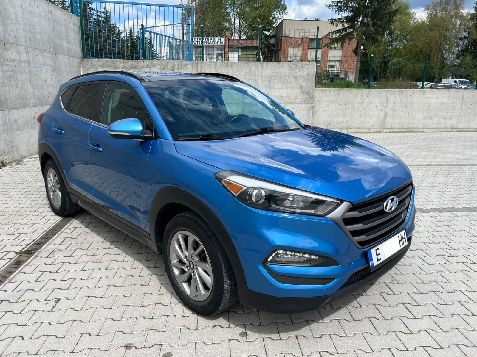 Hyundai Tucson 2.0L AWD - изображение 9