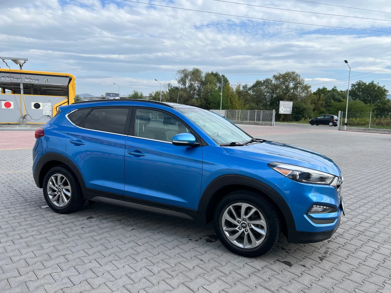 Hyundai Tucson 2.0L AWD - изображение 3