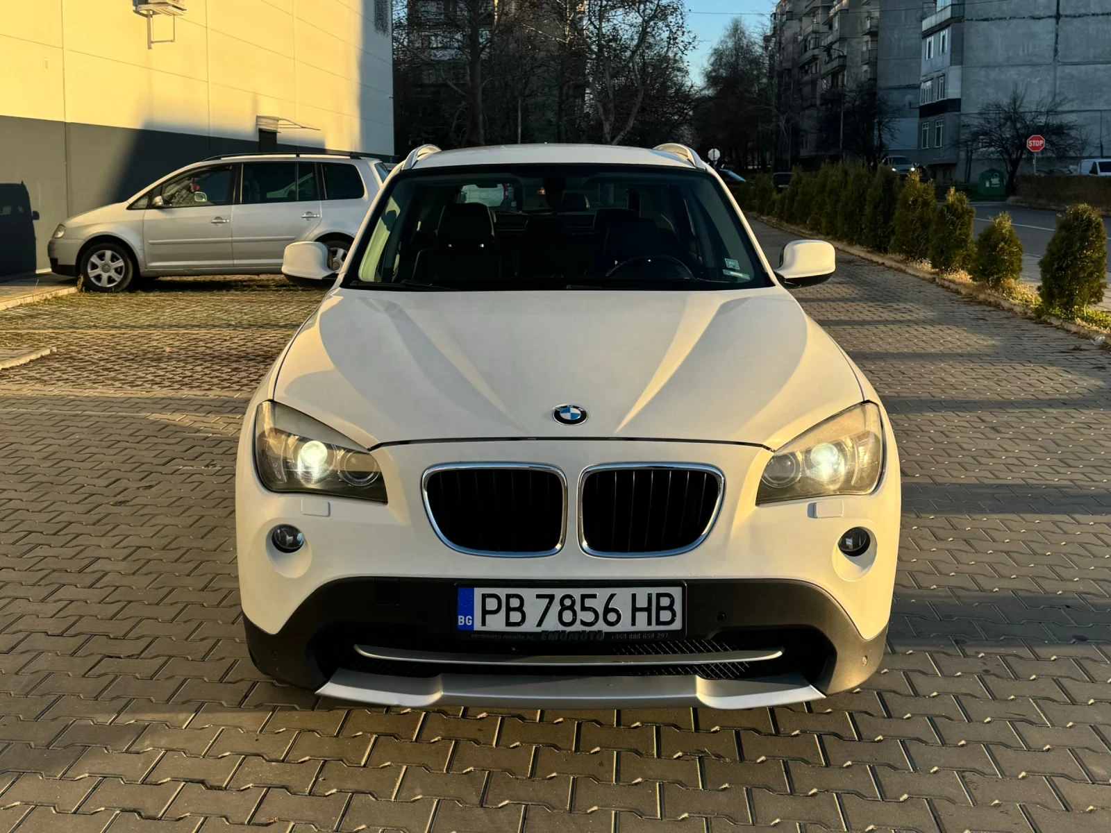 BMW X1 sDrive 18d 143кс. - изображение 7