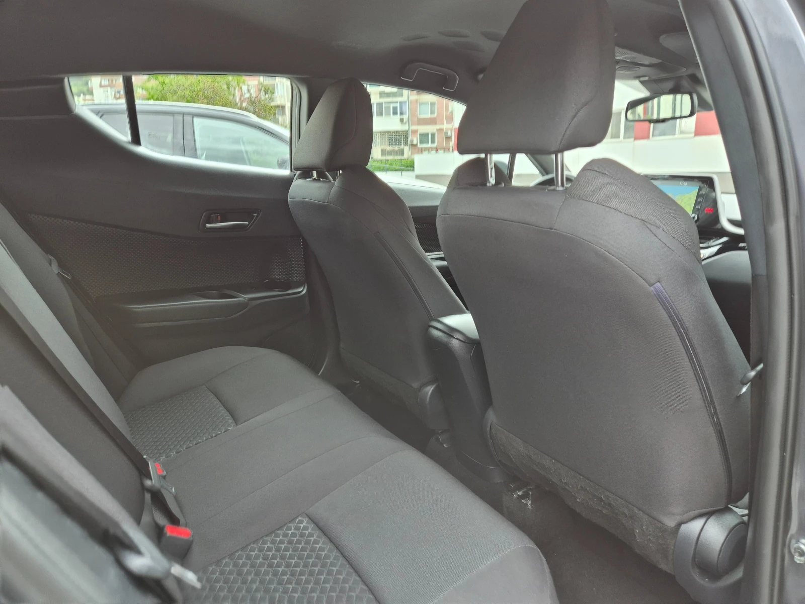 Toyota C-HR 1.8 HIBRID-LED-LINE ASSIST-PODGREV-CAMERA - изображение 9