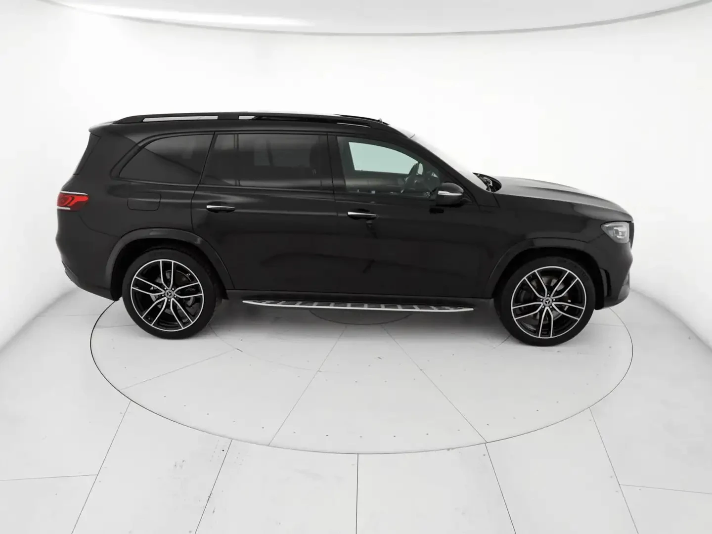 Mercedes-Benz GLS 400 d 4Matic AMG-Line - изображение 3