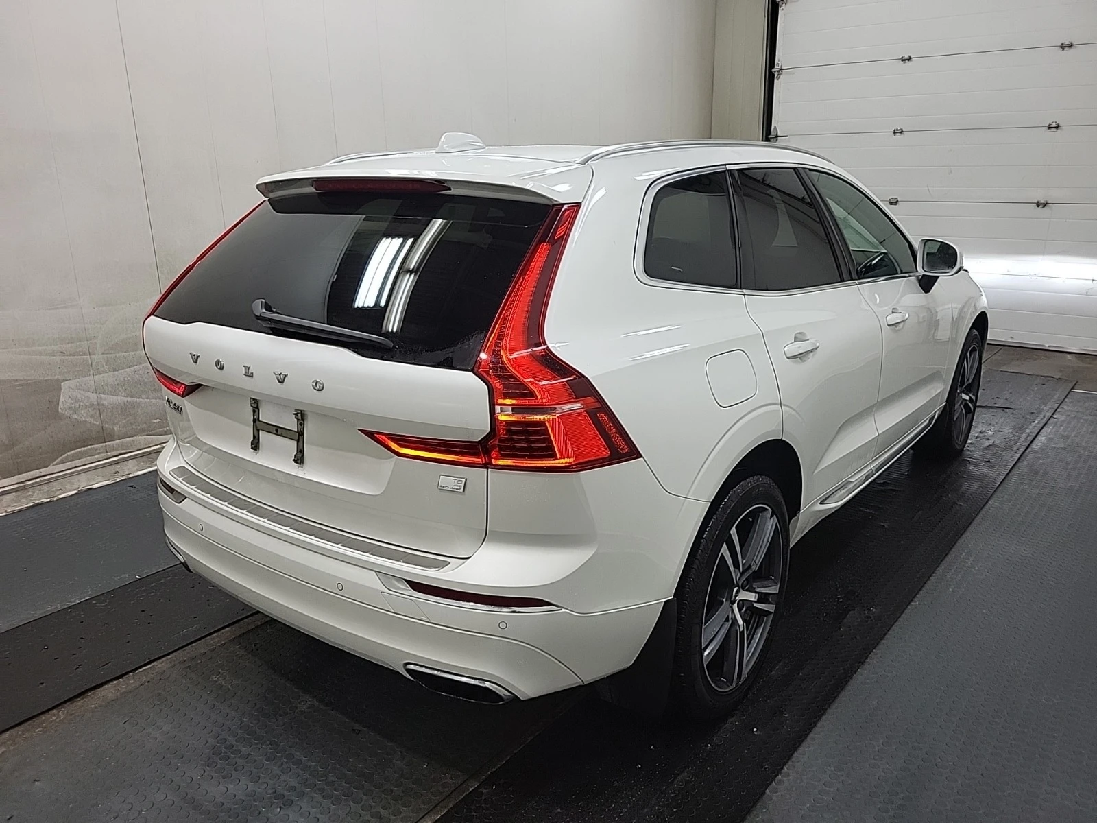 Volvo XC60 INSCRIPTION EXPR * * CARFAX * * АВТО КРЕДИТ * *  - изображение 3