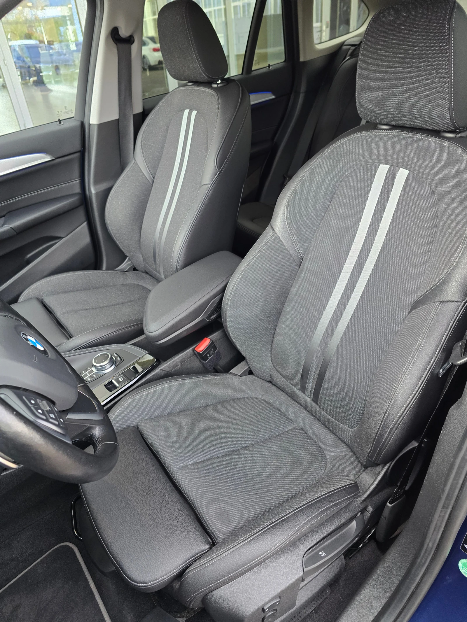 BMW X1 xDrive20d Sport Line - изображение 6