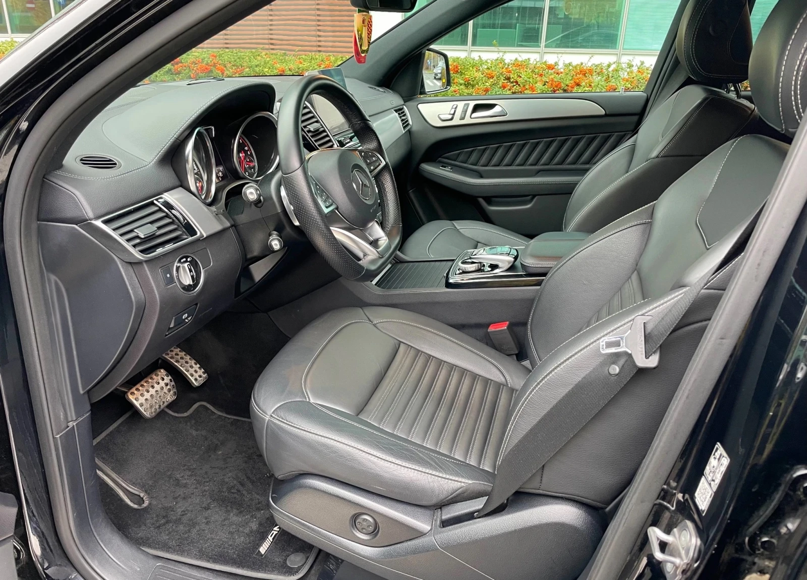 Mercedes-Benz GLE 350 d 4Matic AMG-Line - изображение 5