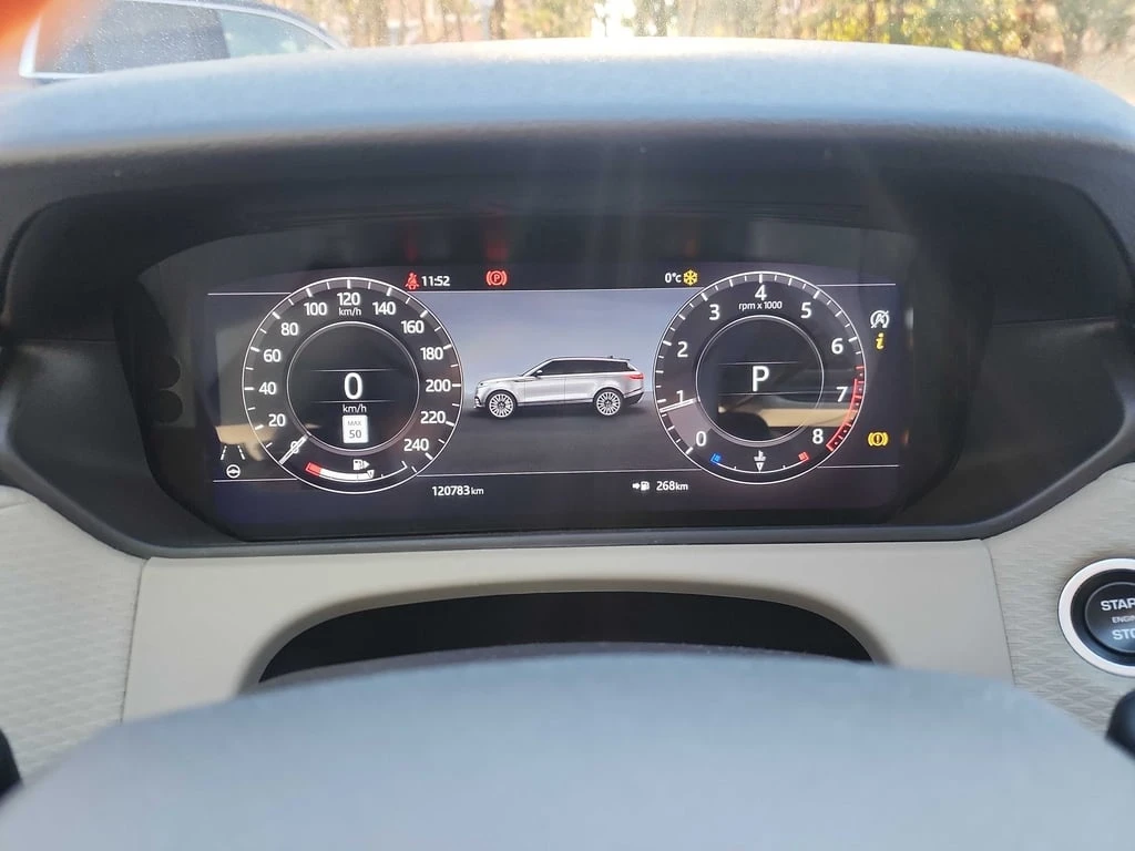 Land Rover Range Rover Velar * S * CARFAX * ЦЕНА ДО БГ - изображение 8