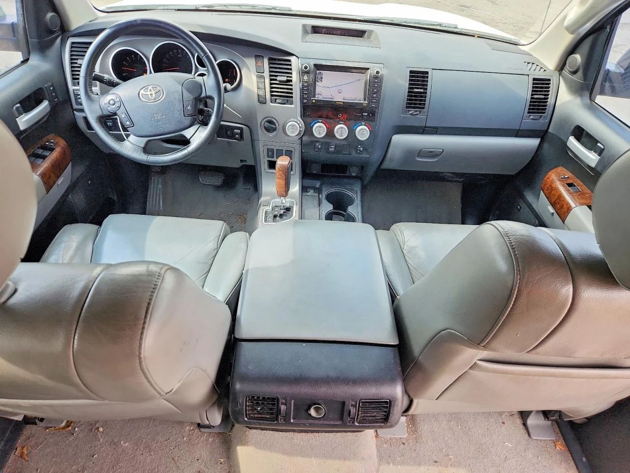 Toyota Tundra 5.7* LIMITED, снимка 7 - Автомобили и джипове - 53916678